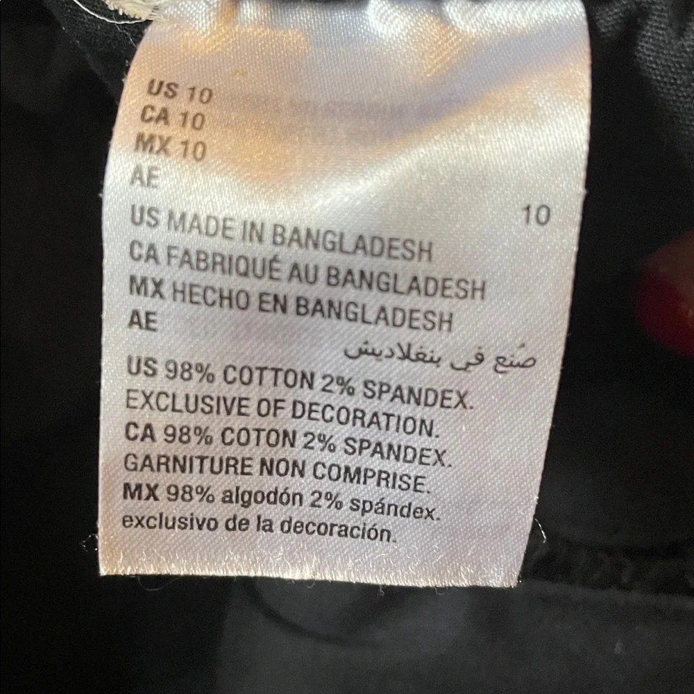 Bundle Style & Co. Women’s Capris Black and Kahki - Picture 12 of 13